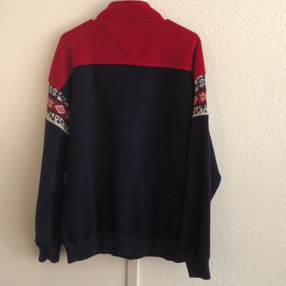 Tommy Hilfiger Festive Winter Quarter Zip Fleece - Picture 2 of 4